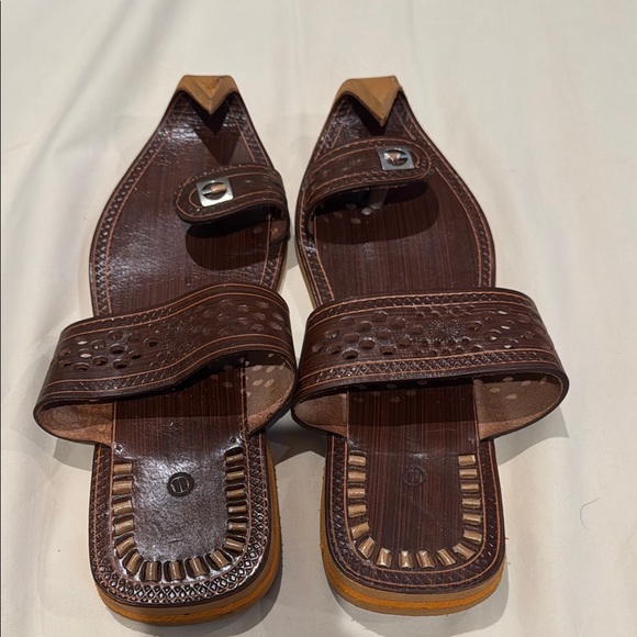 Brown Leather Sandals with Wide Strap and Square Toe - Picture 7 of 7